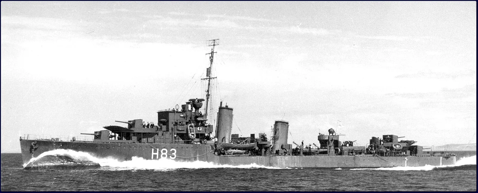 HMCS St. Laurent (H83)