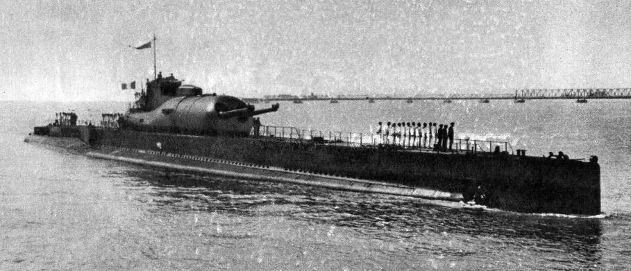 French submarine Surcouf