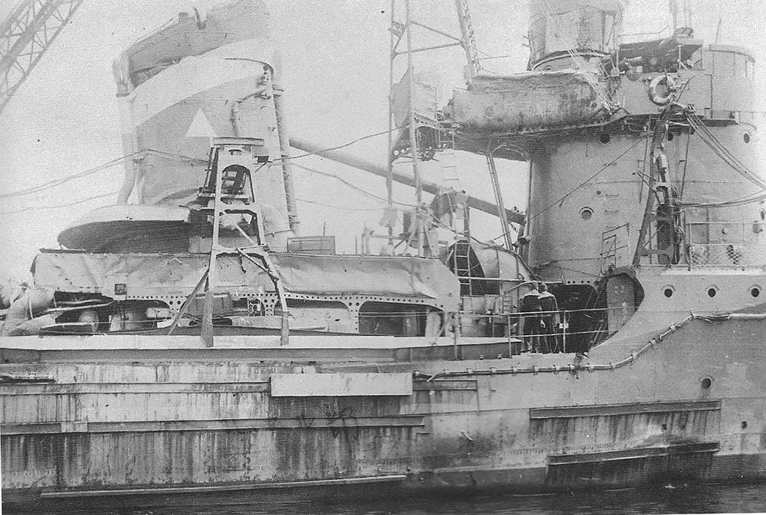 Japanese destroyer Makinami (1941)