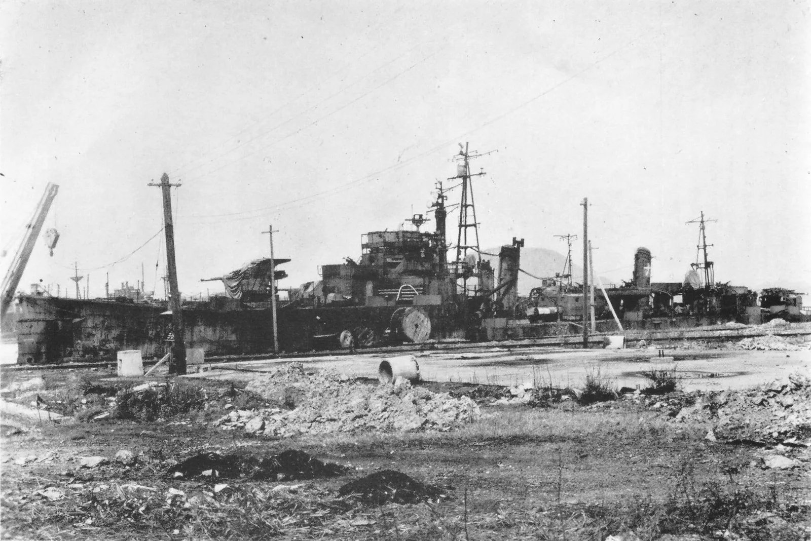 Japanese destroyer Nara (1944)