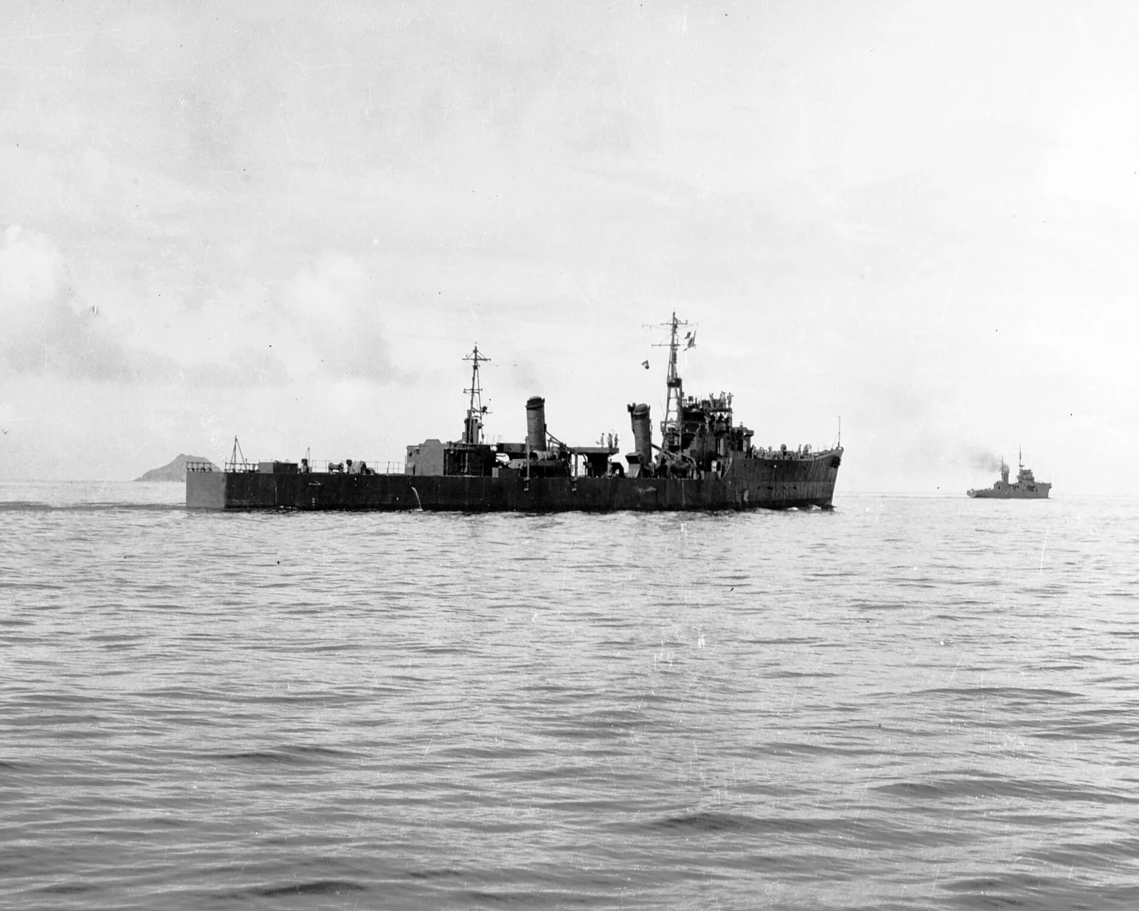 Japanese destroyer Tsuta (1944)