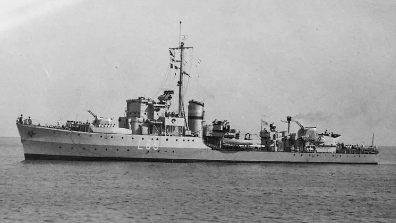 Greek destroyer Pindos