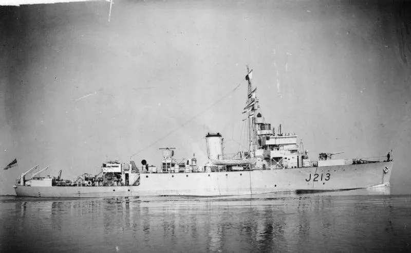HMS Algerine (J213)