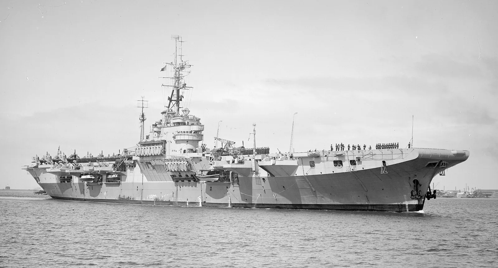 HMS Glory (R62)