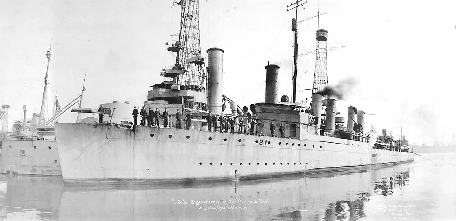 HMS Newport (G54)