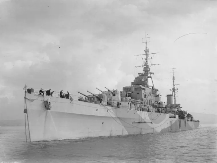 HMS Royalist (89)