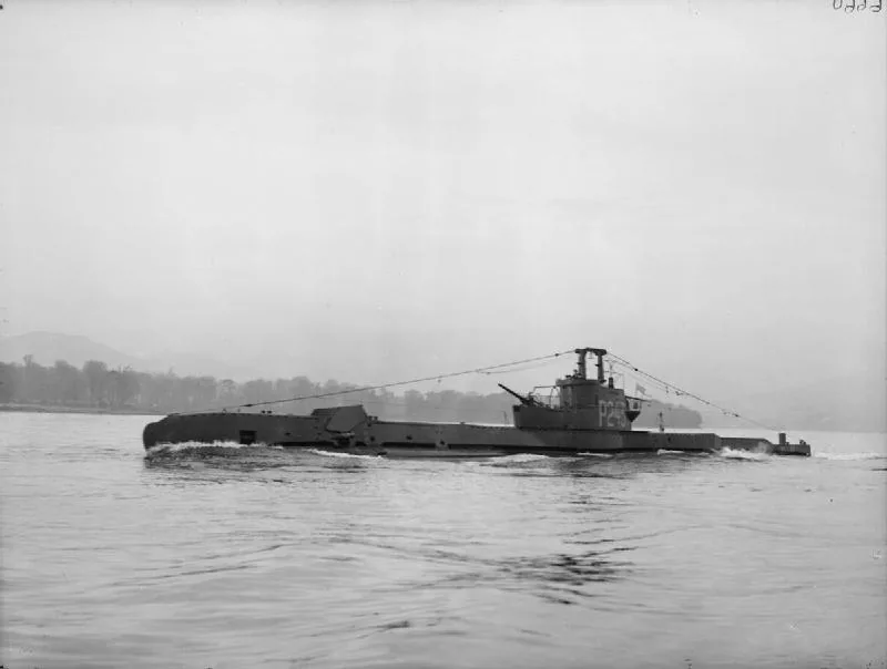 HMS Scotsman (P243)