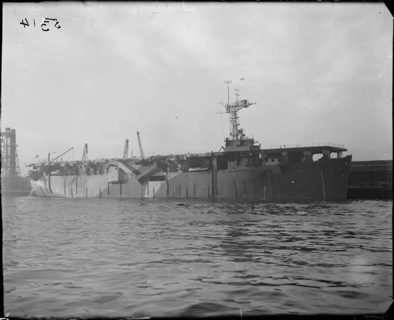 HMS Vindex (D15)