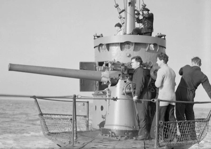Soviet submarine V-1