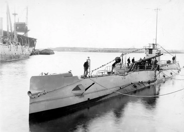 HMS P554