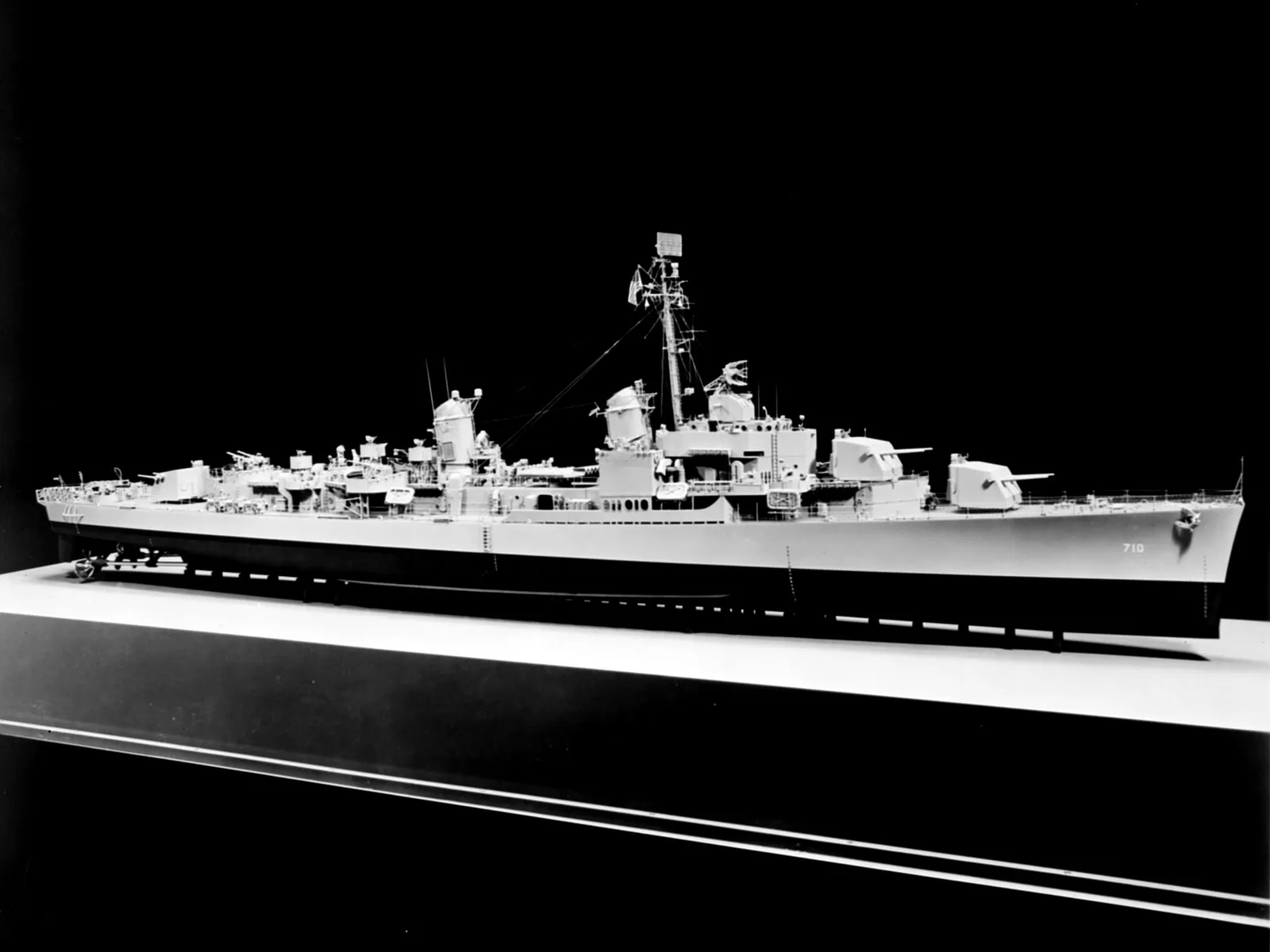 USS Abner Read (DD-769)