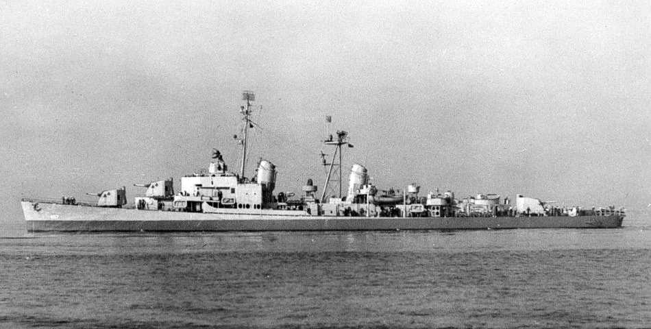 USS Benner (DD-807)