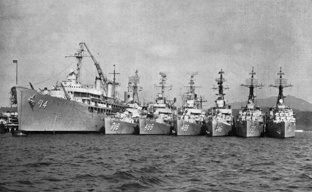 USS Blue (DD-744)