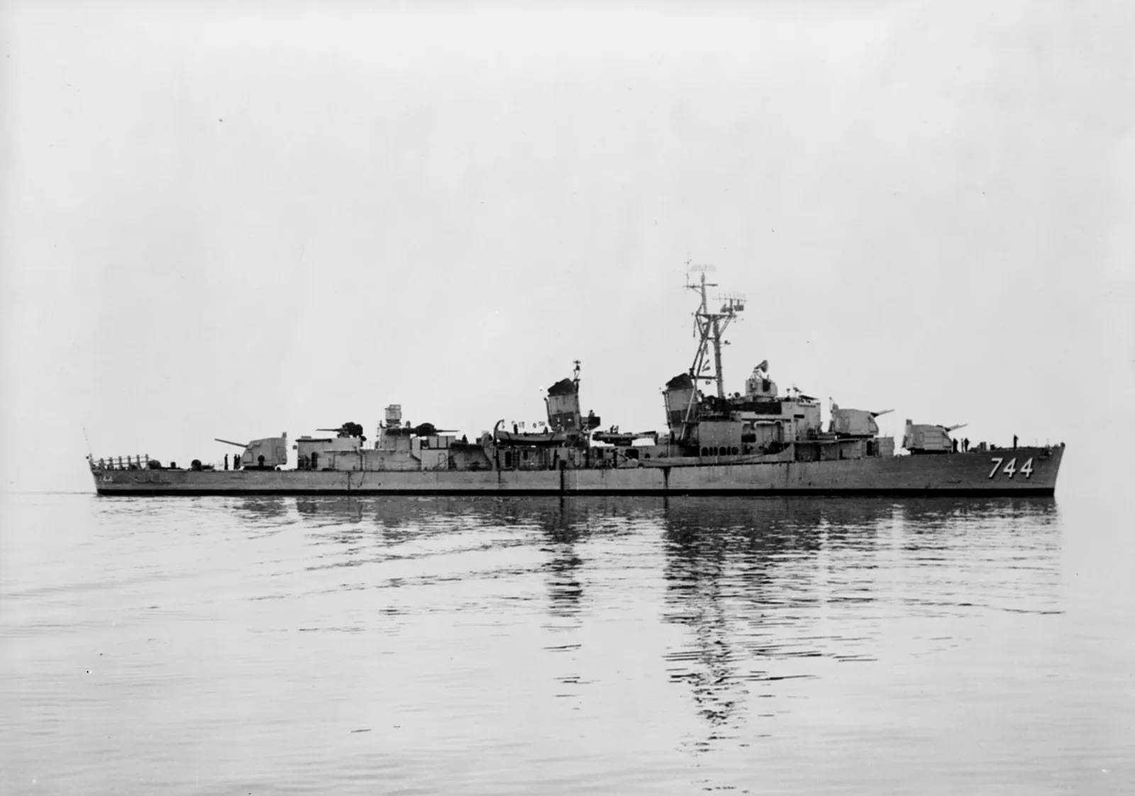 USS Blue (DD-744)