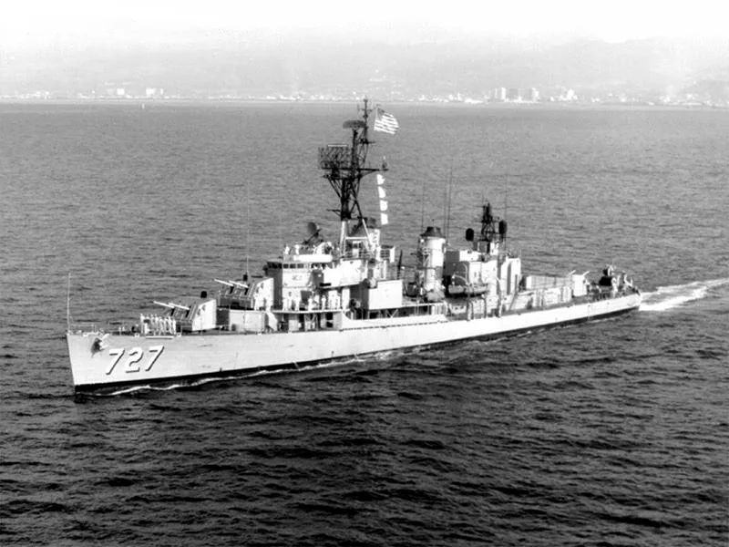 USS De Haven (DD-727)