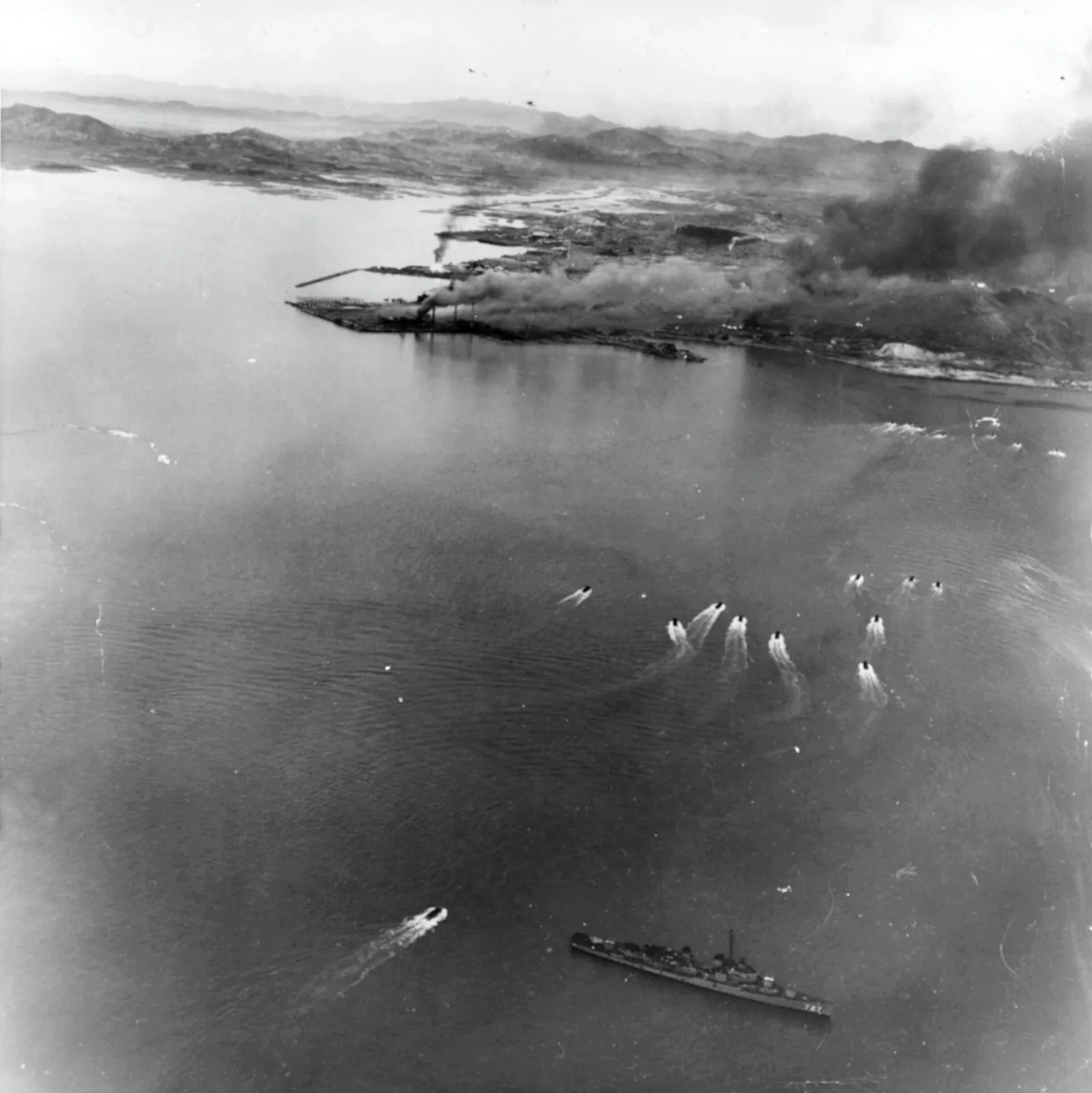 USS De Haven (DD-727)