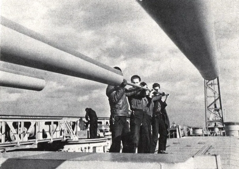 USS Denver (CL-58)