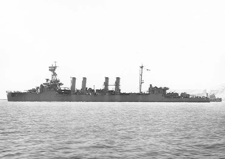 USS Detroit (CL-8)