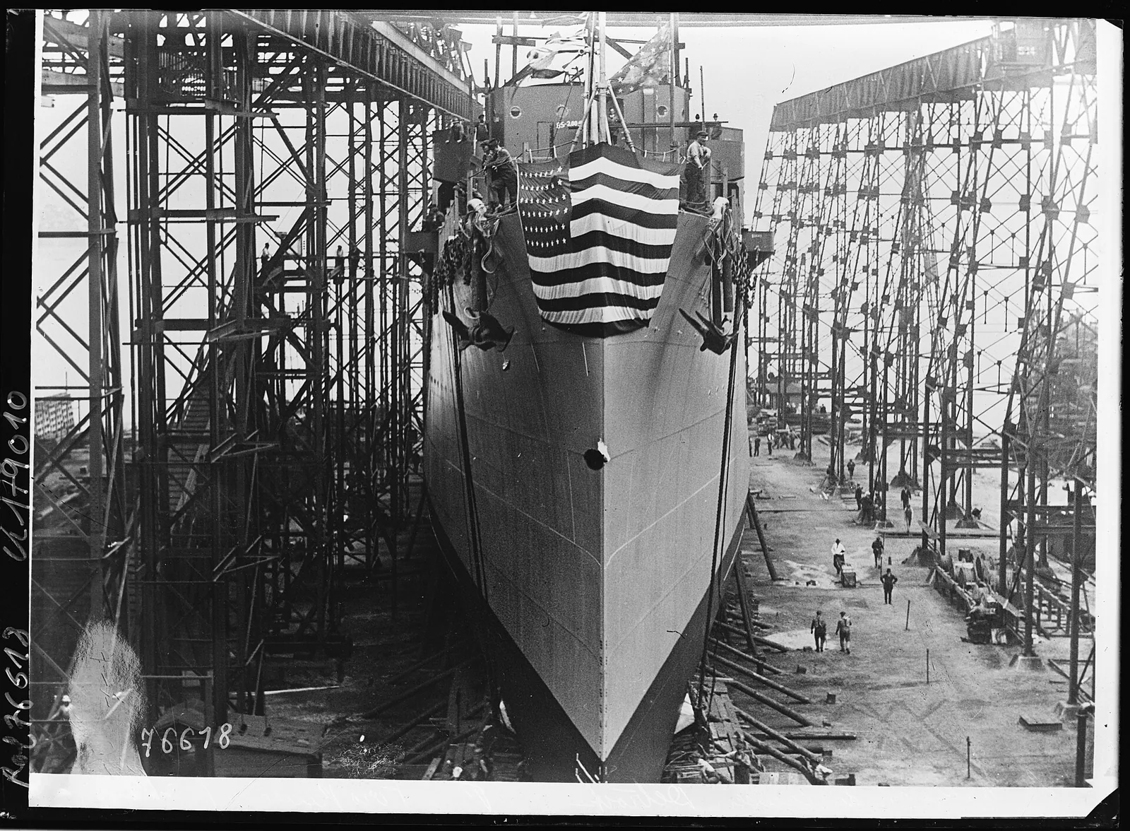 USS Detroit (CL-8)