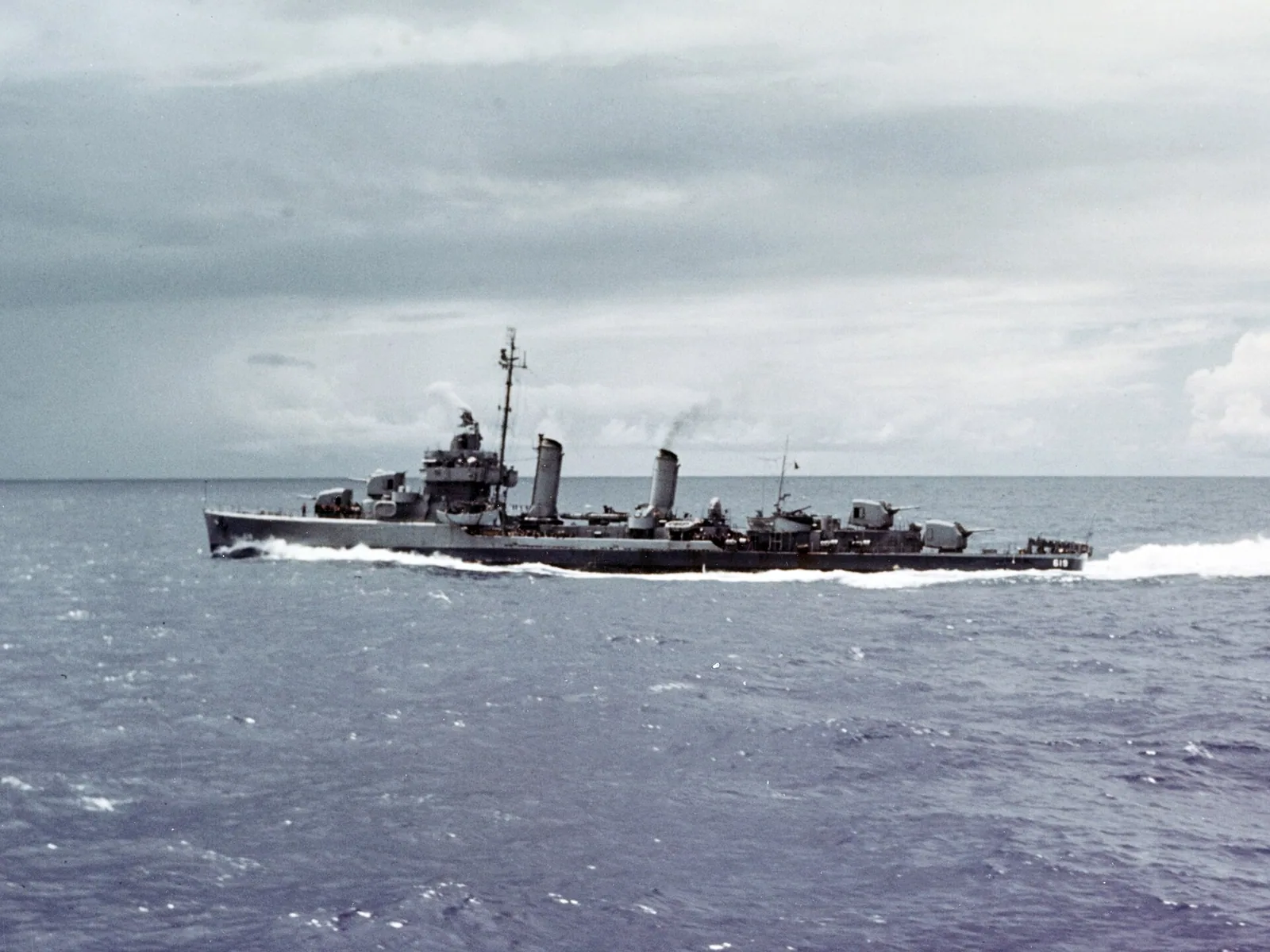 USS Edwards (DD-619)