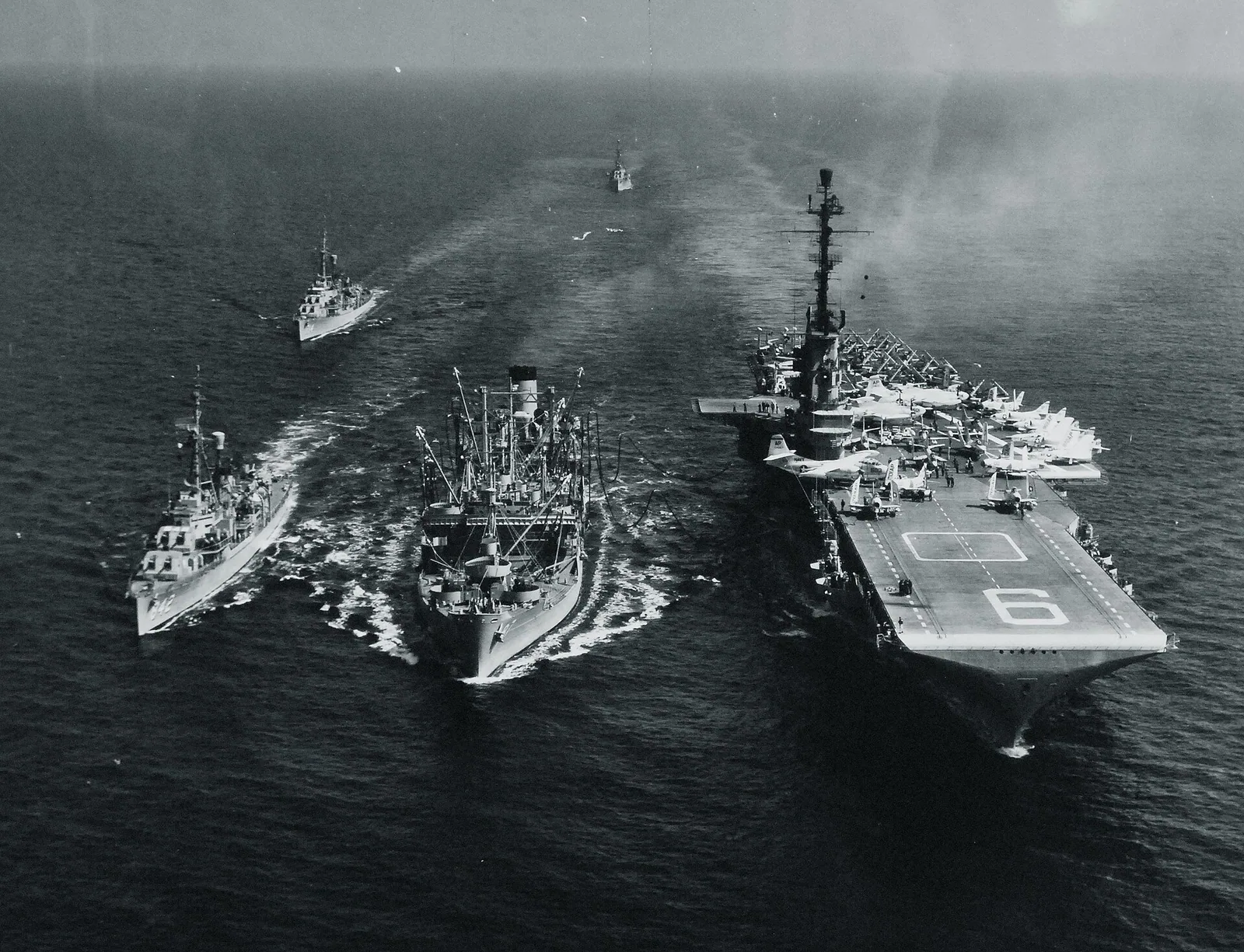 USS Essex (CV-9)