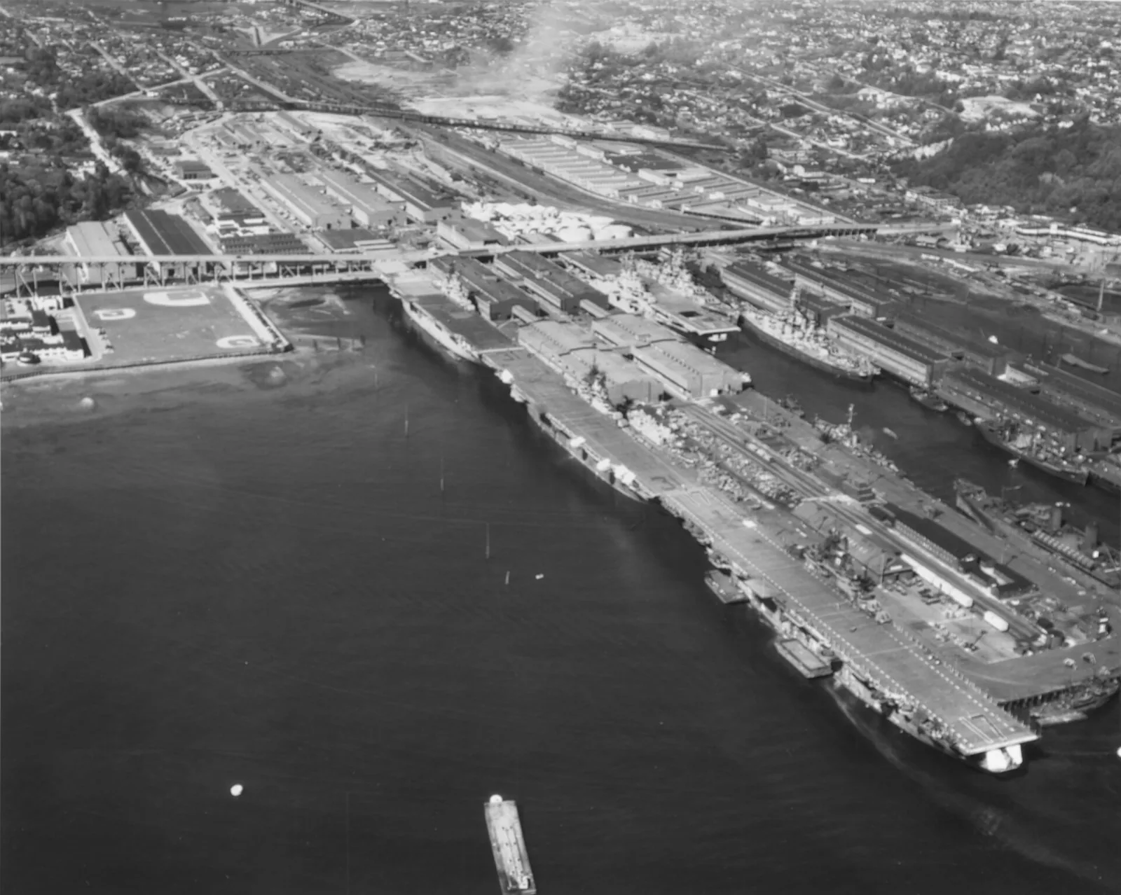 USS Essex (CV-9)