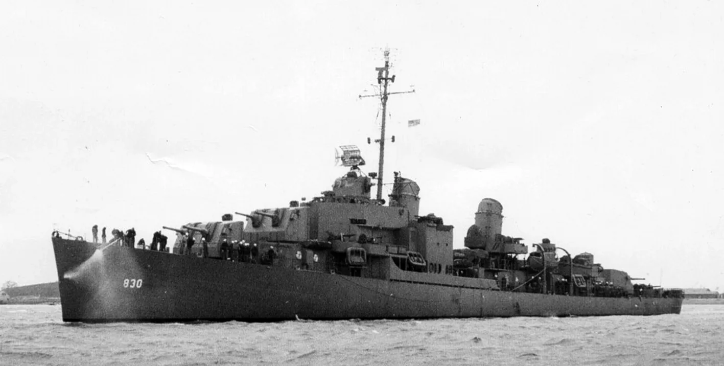 USS Everett F. Larson (DD-830)