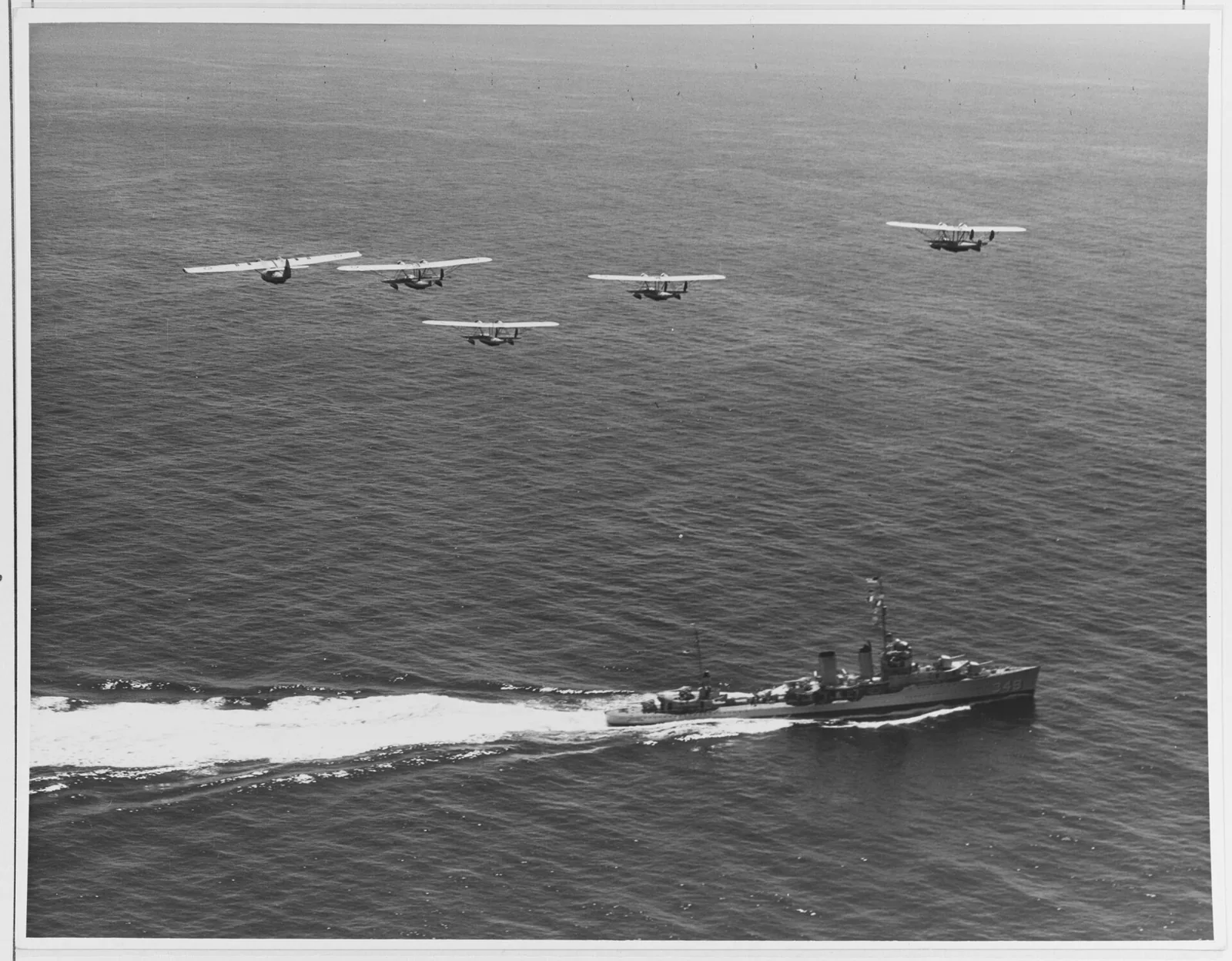 USS Farragut (DD-348)