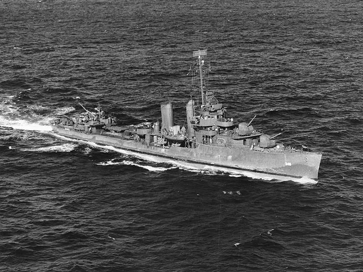 USS Farragut (DD-348)