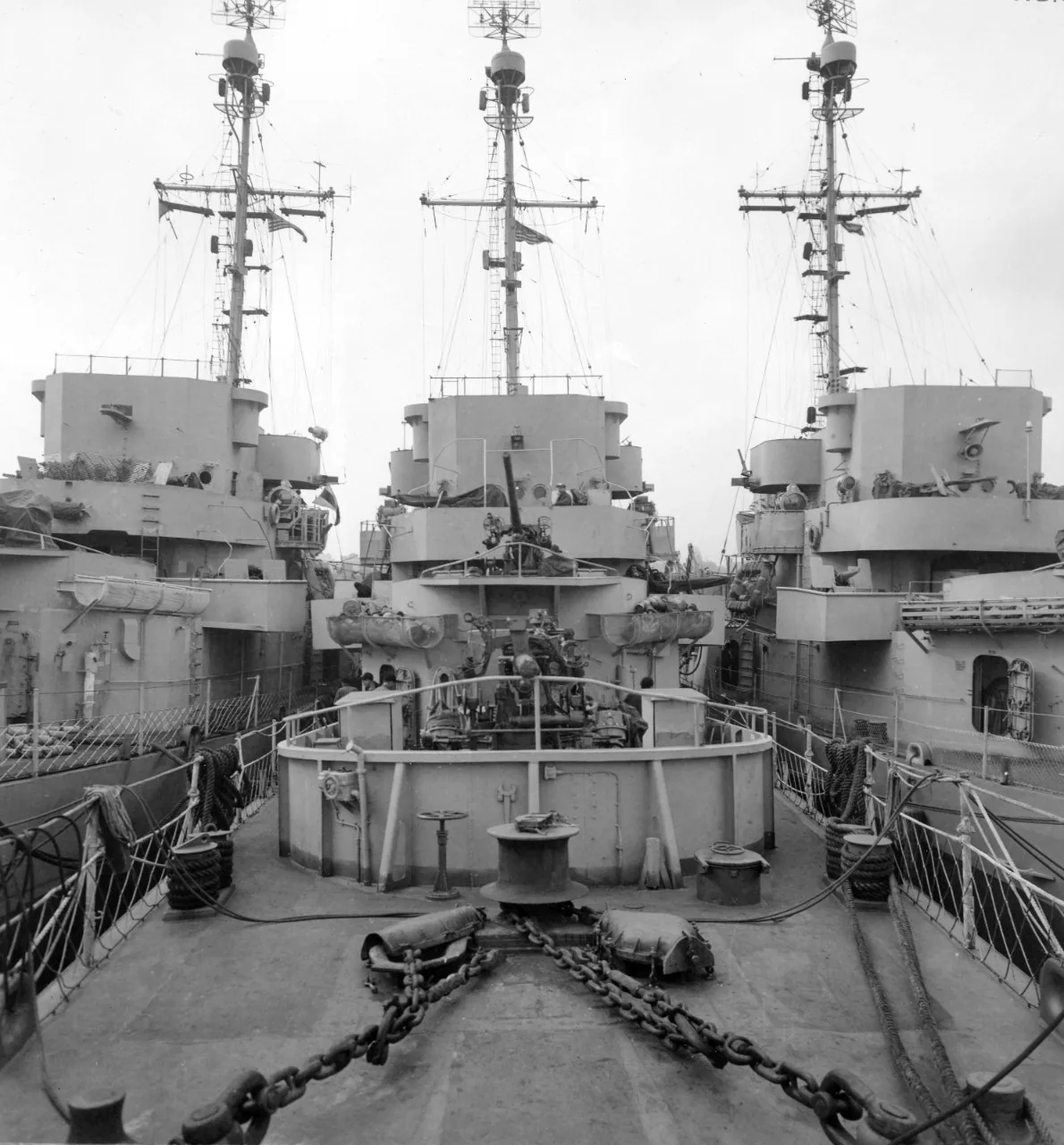 USS Fechteler (DE-157)
