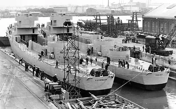 USS Fechteler (DE-157)