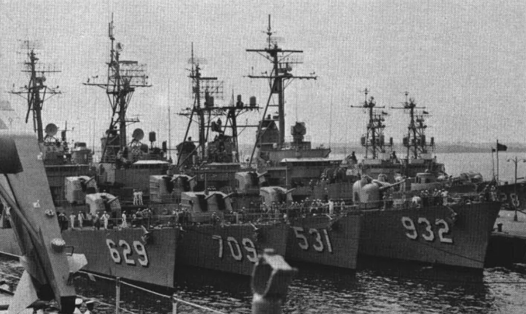 USS Hazelwood (DD-531)