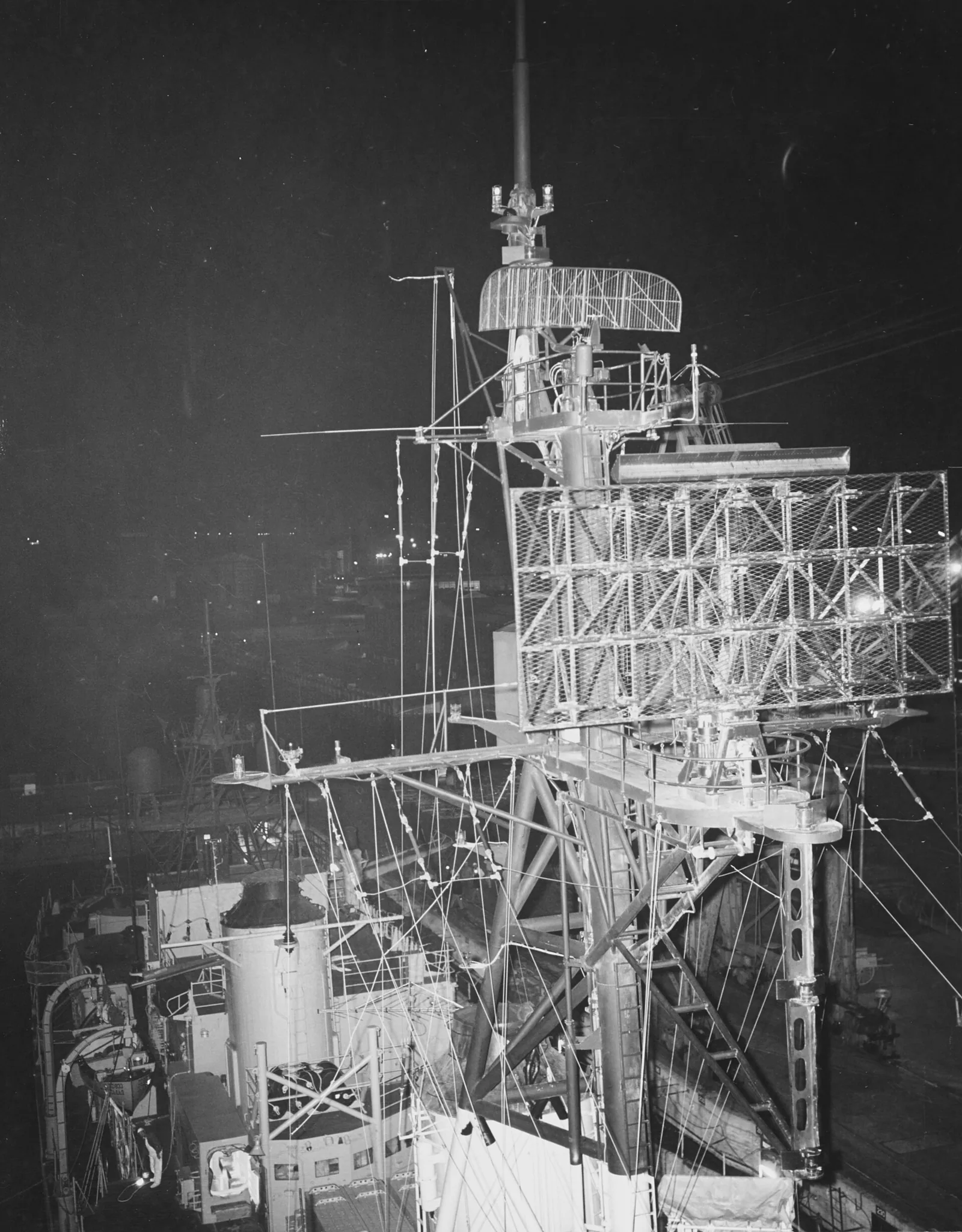 USS Herbert J. Thomas