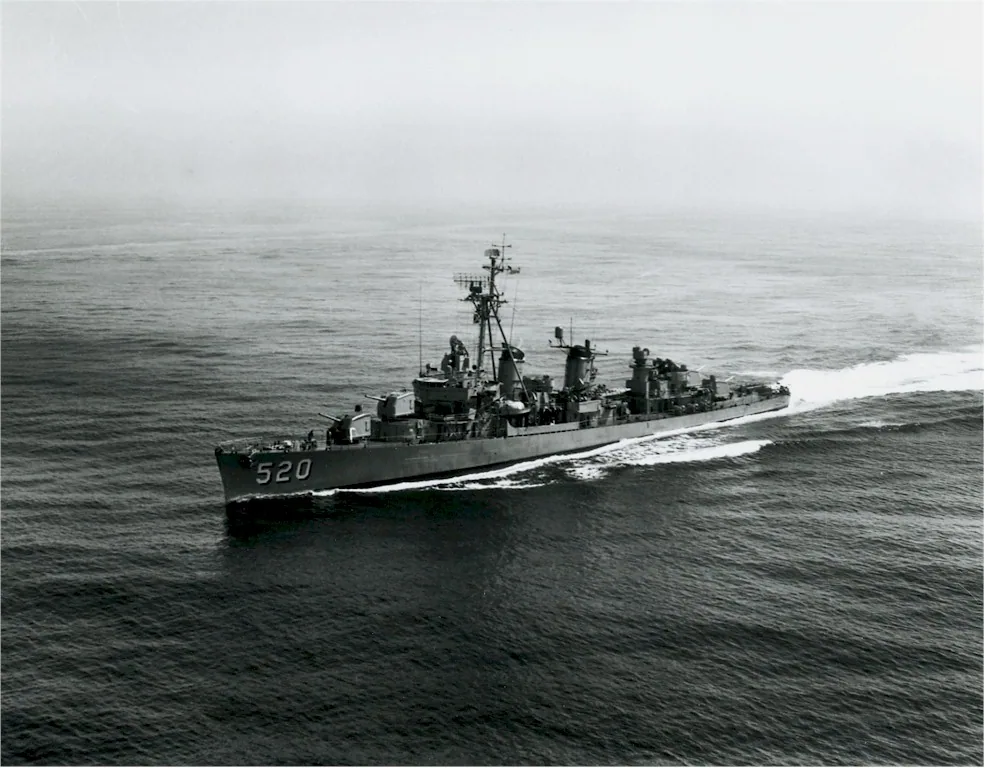 USS Isherwood (DD-520)