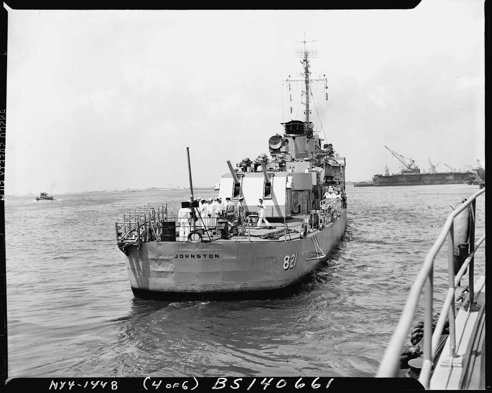 USS Johnston (DD-821)