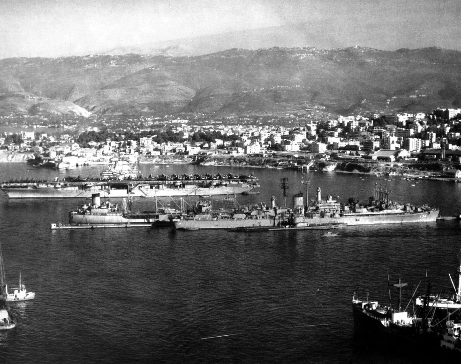 USS Lake Champlain (CV-39)