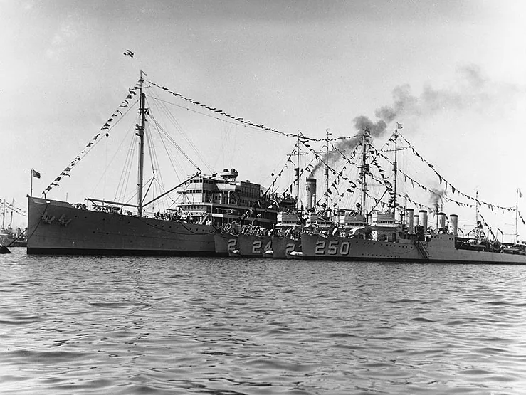 USS Lawrence (DD-250)