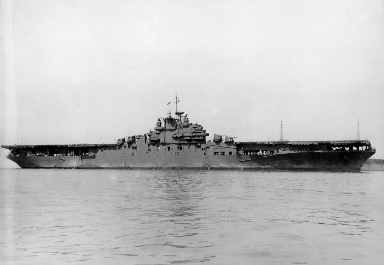 USS Leyte (CV-32)