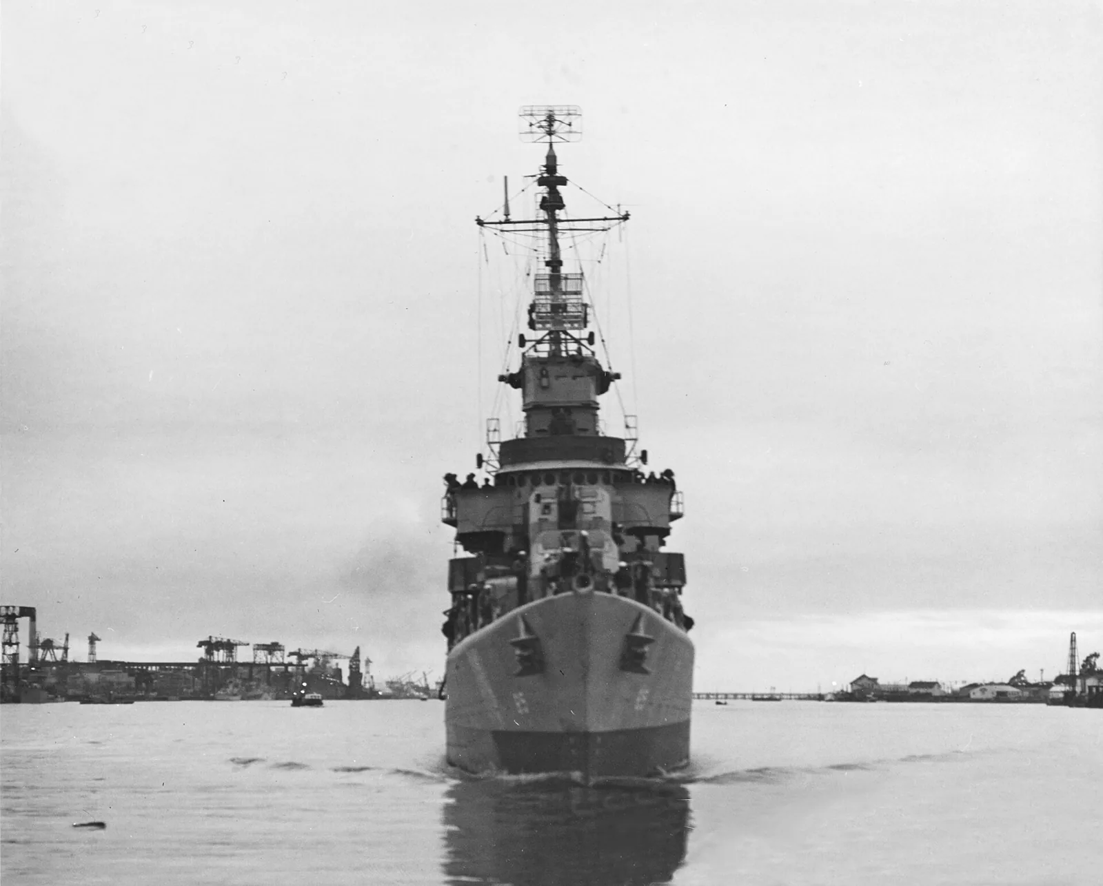 USS McLanahan (DD-615)
