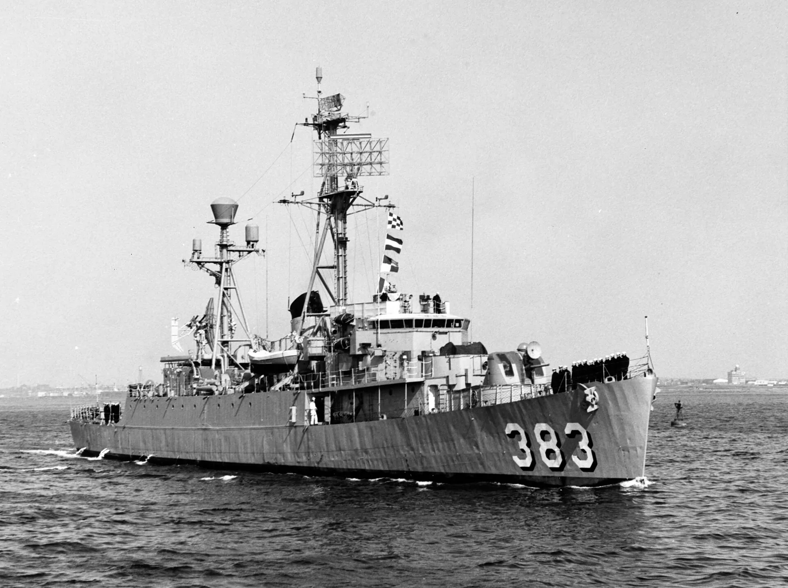 USS Mills