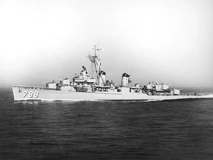 USS Monssen (DD-798)