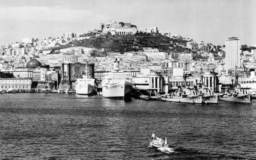 USS Myles C. Fox (DD-829)