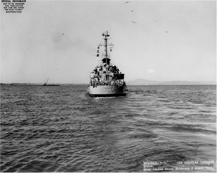 USS Nicholas (DD-449)