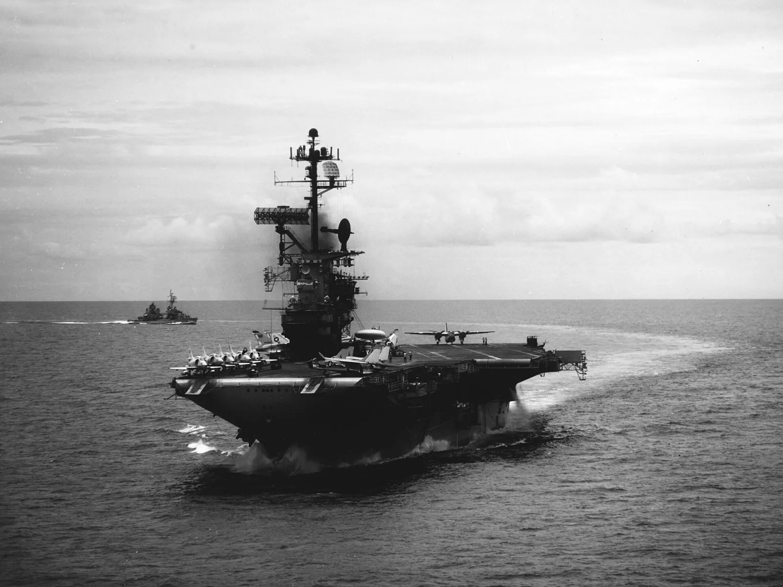 USS Noa (DD-841)