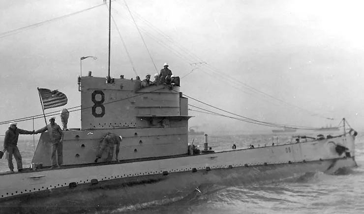 USS O-8