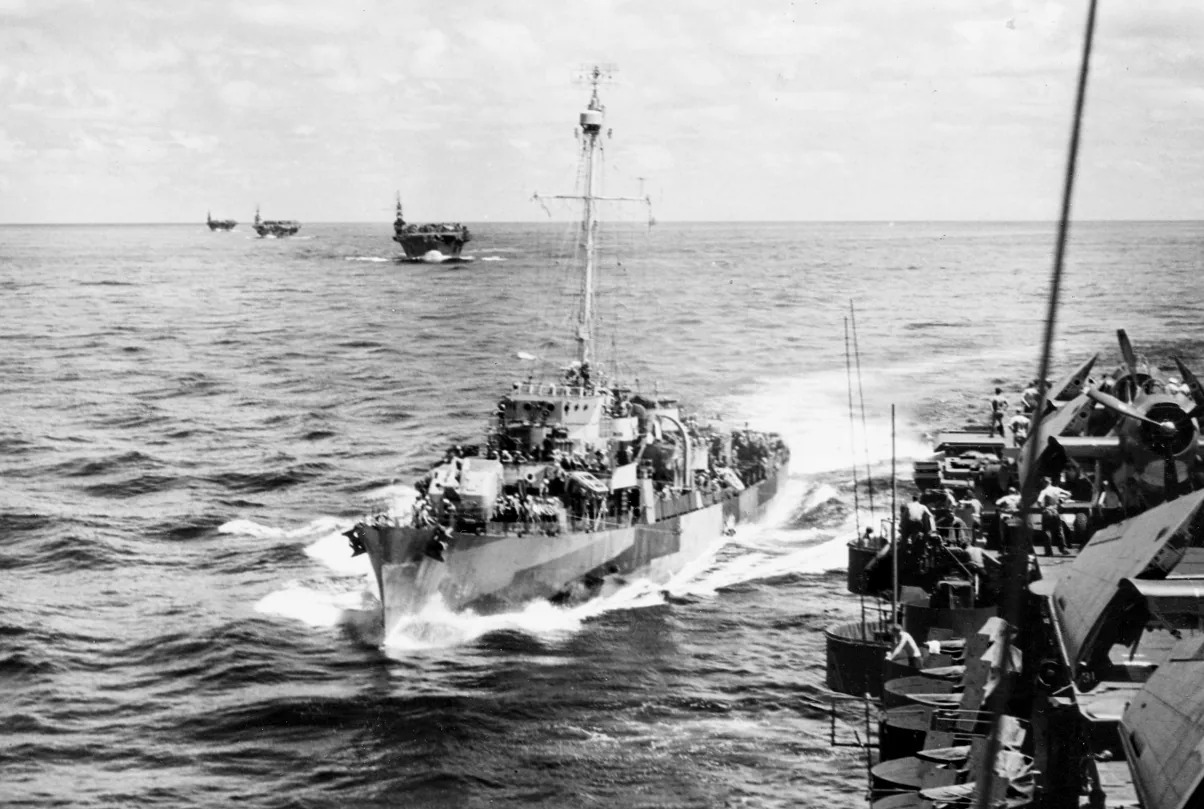 USS Raymond (DE-341)