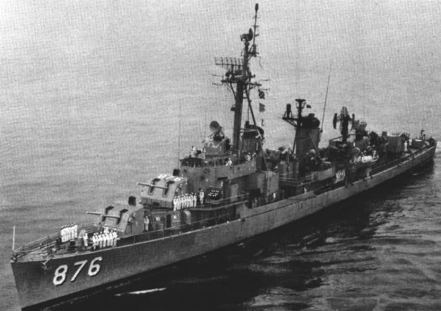 USS Rogers (DD-876)