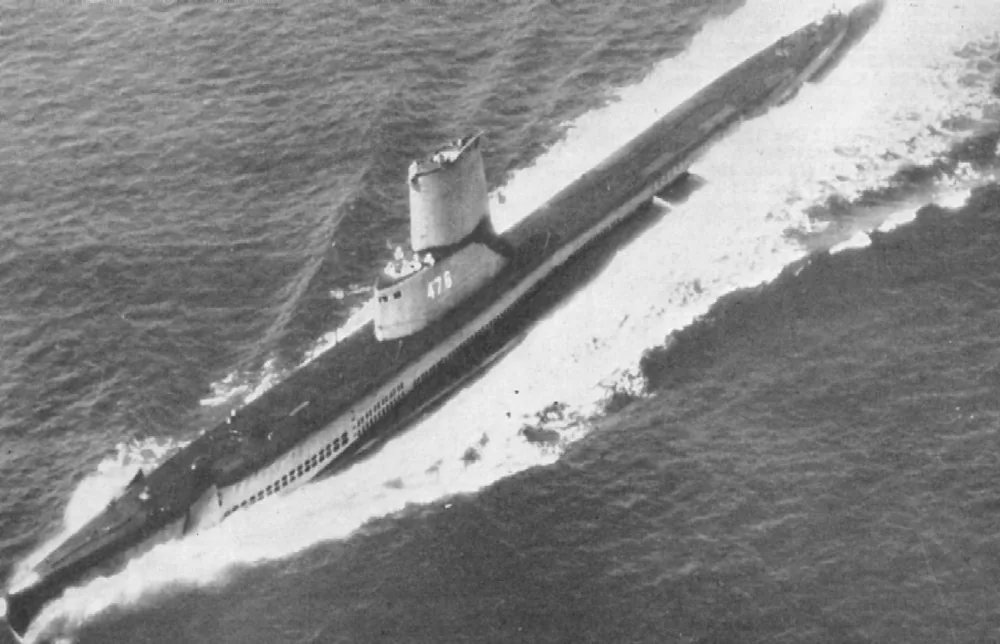 USS Runner (SS-476)