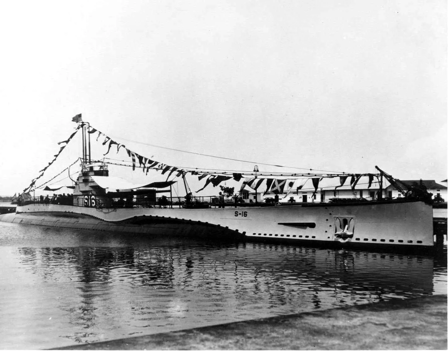 USS S-16
