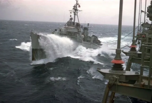USS Sigourney (DD-643)